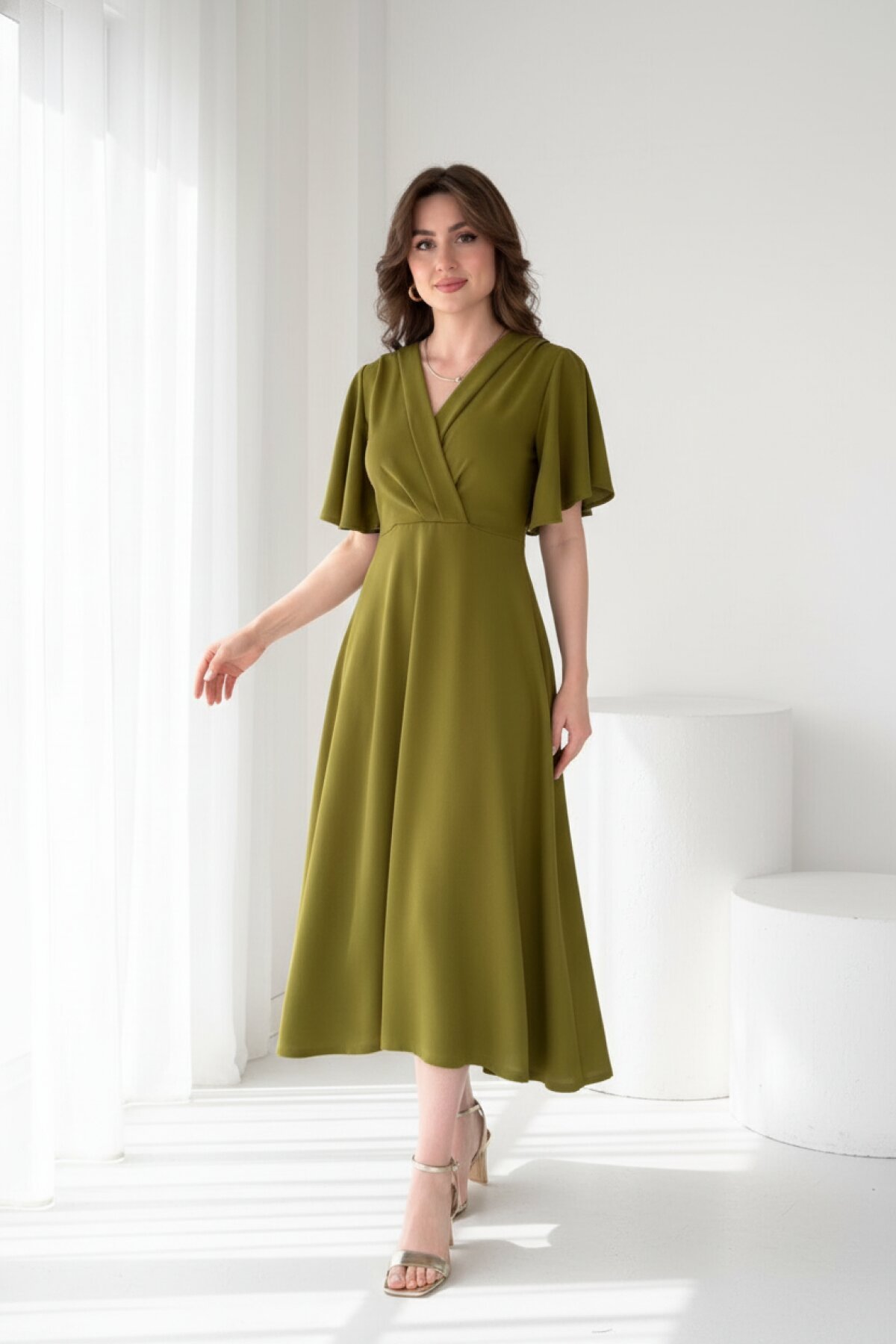 Yeşil Midi Volanlı Kruvaze Yaka Elbise - MOZENA