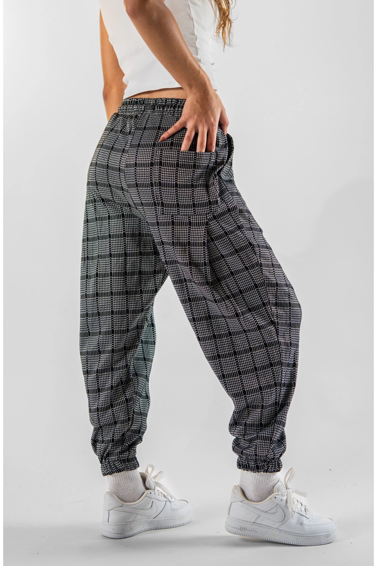Jogger Plaid Pants - Grey - Superbluemexico