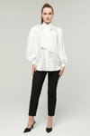 Beyaz Balon Kol Taşlı Fiyonklu Saten Gömlek