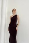 Kahverengi Midi Tek Omuzlu Drape Detaylı Abiye Elbise