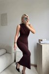 Kahverengi Uzun Sıfır Kol Dik Yaka Drape Yırtmaçlı Sandy Elbise
