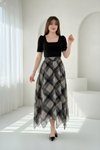Siyah Ekose Desenli Midi Kare Yaka Asimetrik Etekli Elbise