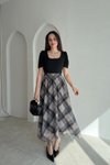 Siyah Ekose Detaylı Midi Kare Yaka Asimetrik Etek Elbise