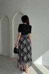 Siyah Ekose Detaylı Midi Kare Yaka Asimetrik Etek Elbise