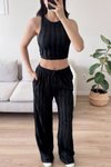 Siyah Halter Yaka Crop Ters Dikiş Pantolonlu Takım