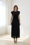 Siyah Piliseli Midi Bel Detaylı Elbise