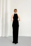 Siyah Uzun Beli Büzgülü Yırtmaçlı Halter Yaka Abiye Elbise