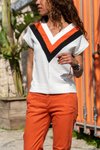 Ekru Beyaz Siyah Bloklu V Yaka Kısa Duble Kol Bluz