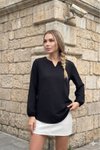 Siyah Oval Kesim Ponponlu Kolu Lastikli Yırtmaçlı Yaka Bluz