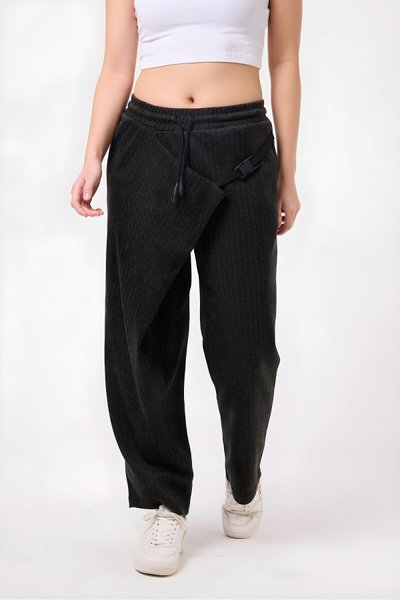 بنطلون واسع بستايل الشارع كاكي برباط خصر