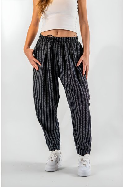 بنطلون أسود جاكار مخطط بكسرات