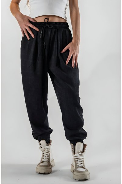 بنطلون شروال بكسرات أسود جاكار