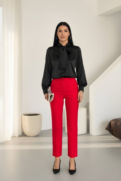 بنطلون جزر أحمر بقصة ضيقة طول الكاحل