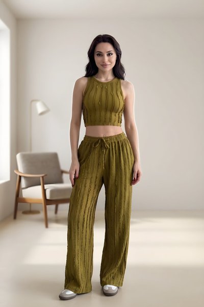 Cropped Halter Neck Reverse Stitch Two-piece Pant Set - Oil Green