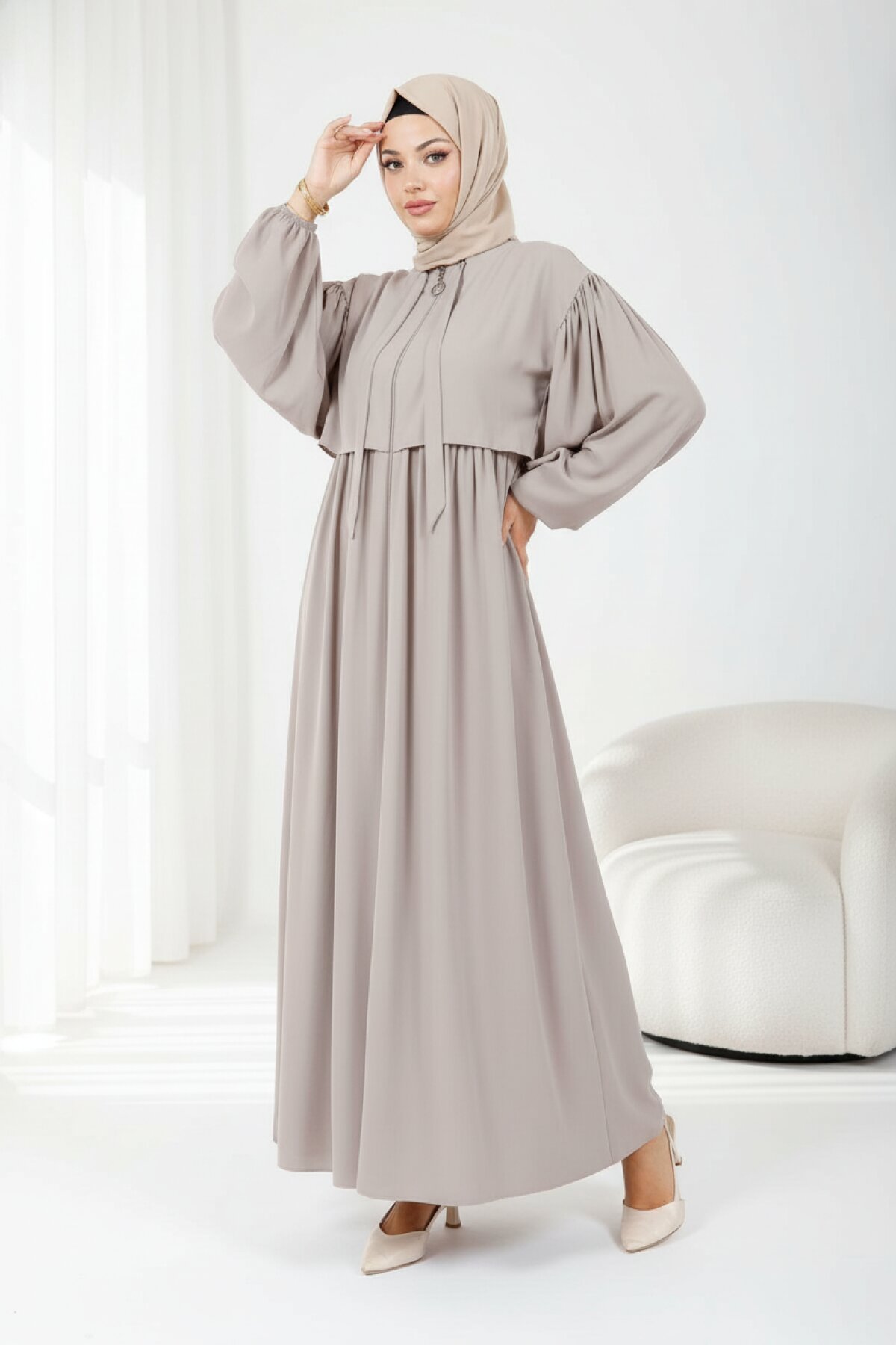 Bolero Detail Tie-Neck Abaya - Beige - Beyza