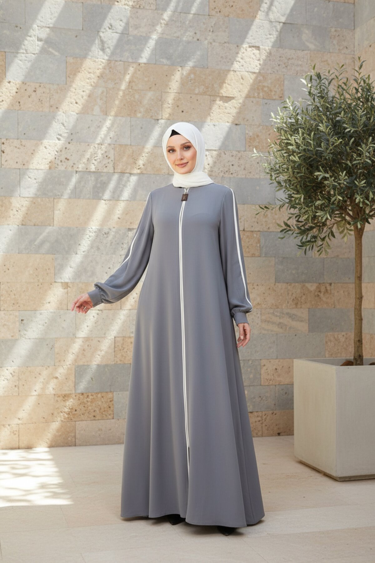 Piped Detail Abaya - Gray - Beyza