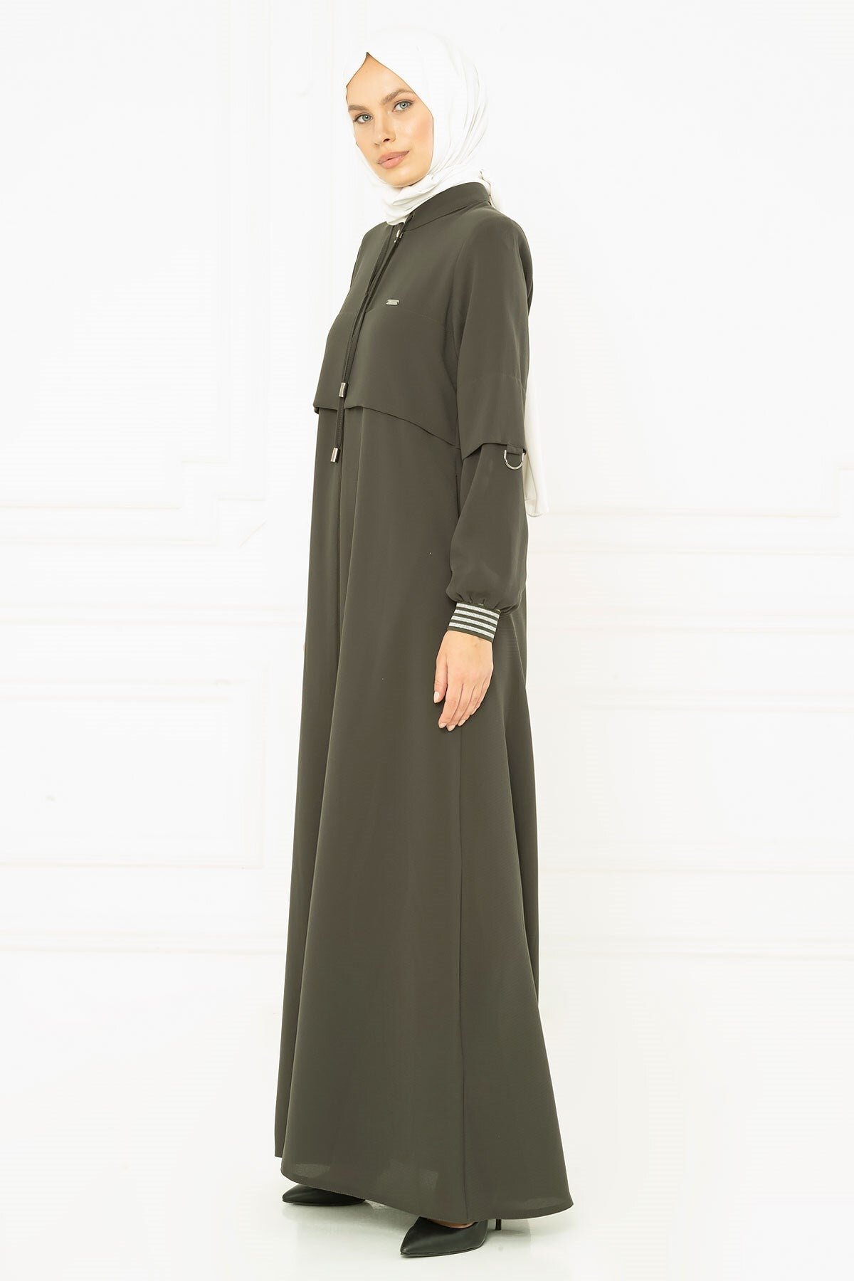 Sporty Ribbed Abaya - Khaki - Beyza