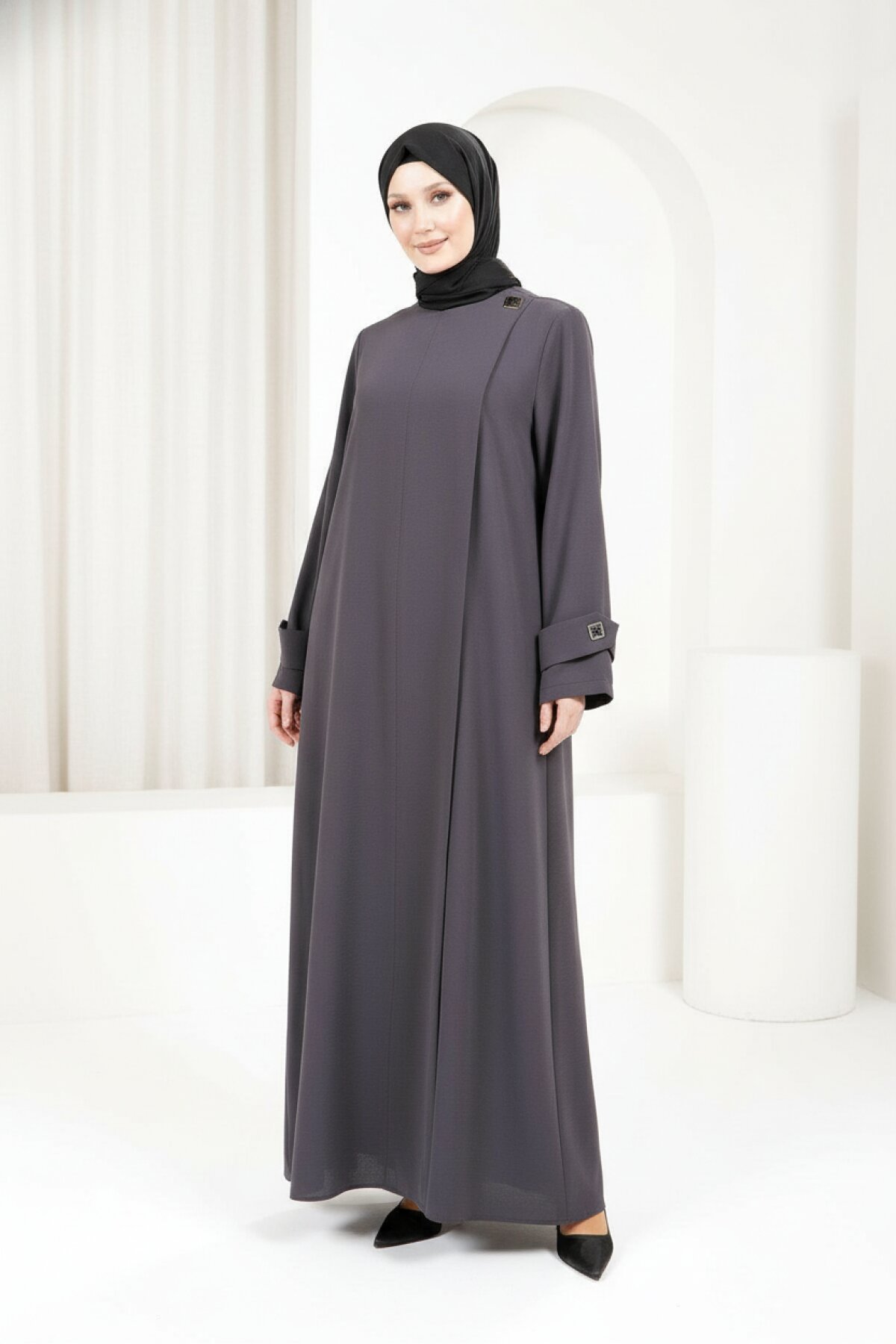 Button-Detail Ferace - Dark Grey - Beyza