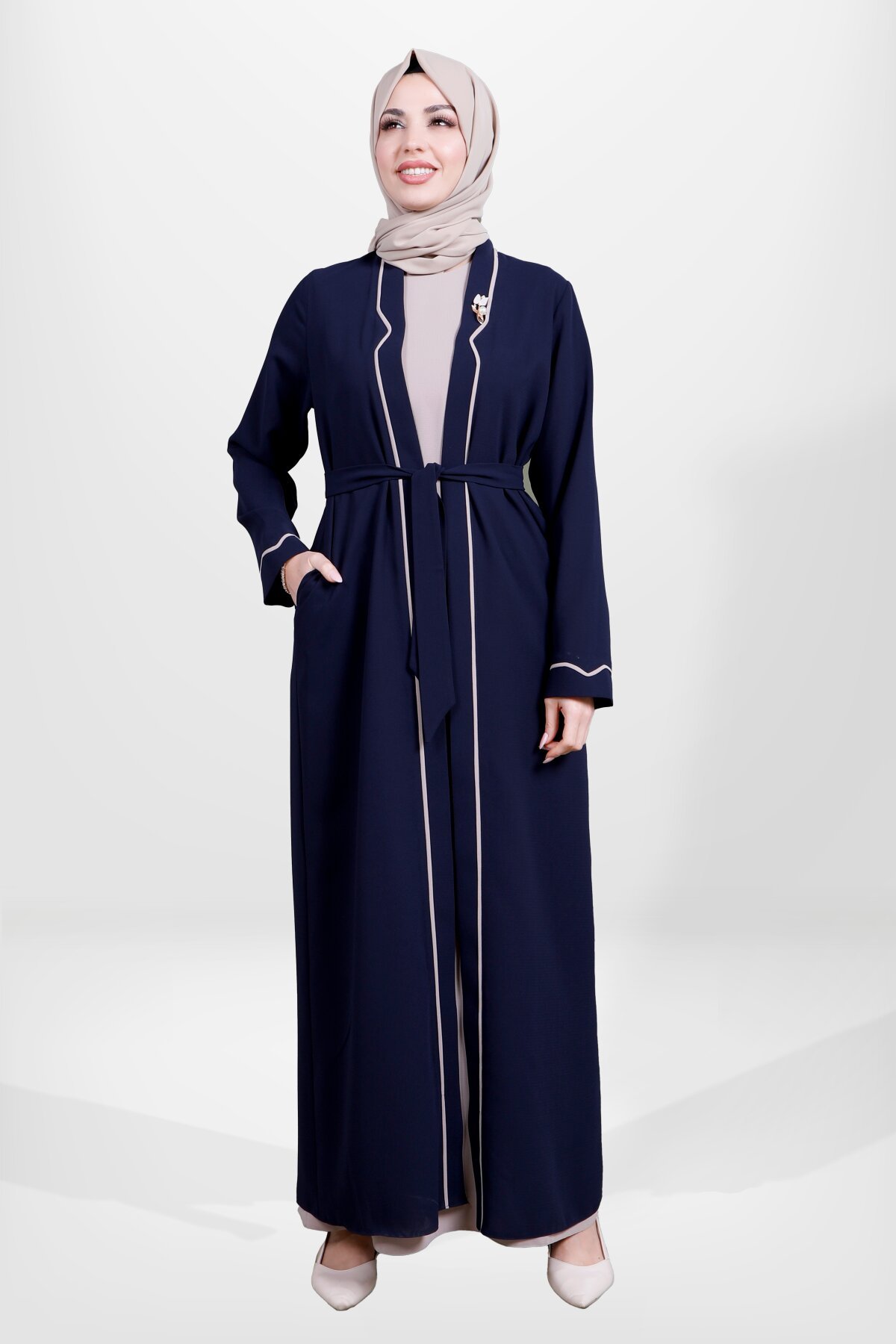 Piping Brooch Detailed Double Abaya Set - Navy Blue - Beyza