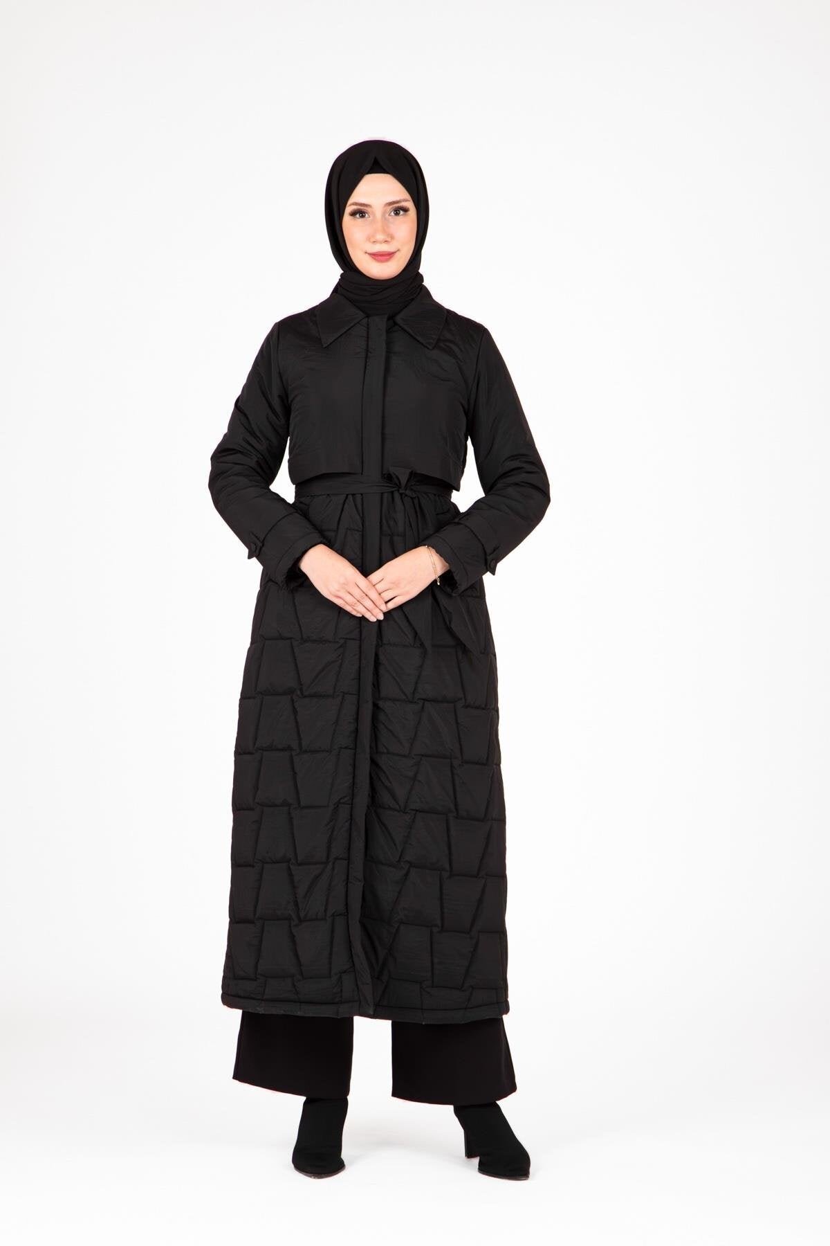 Siyah Kapitone Kuşaklı Kaban - Beyza