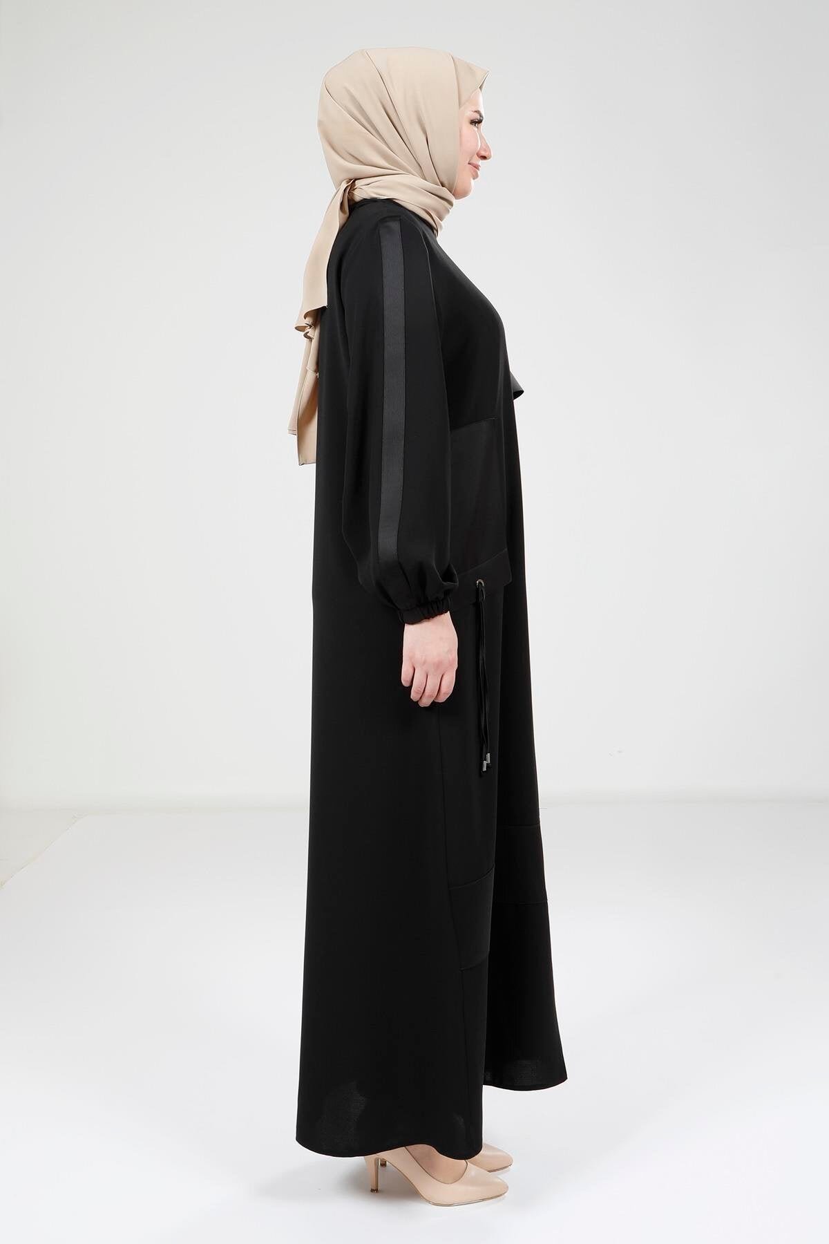 Satin-Trimmed Abaya - Black - Beyza