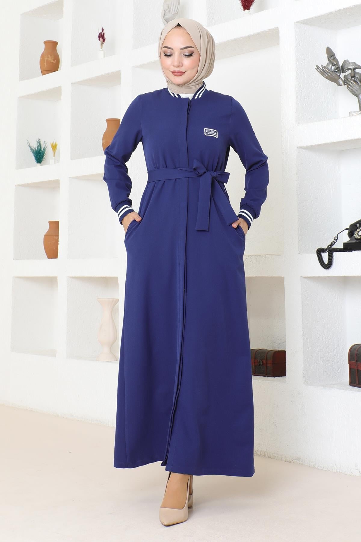Ribbed Hidden-Button Abaya - Indigo - Modamihram