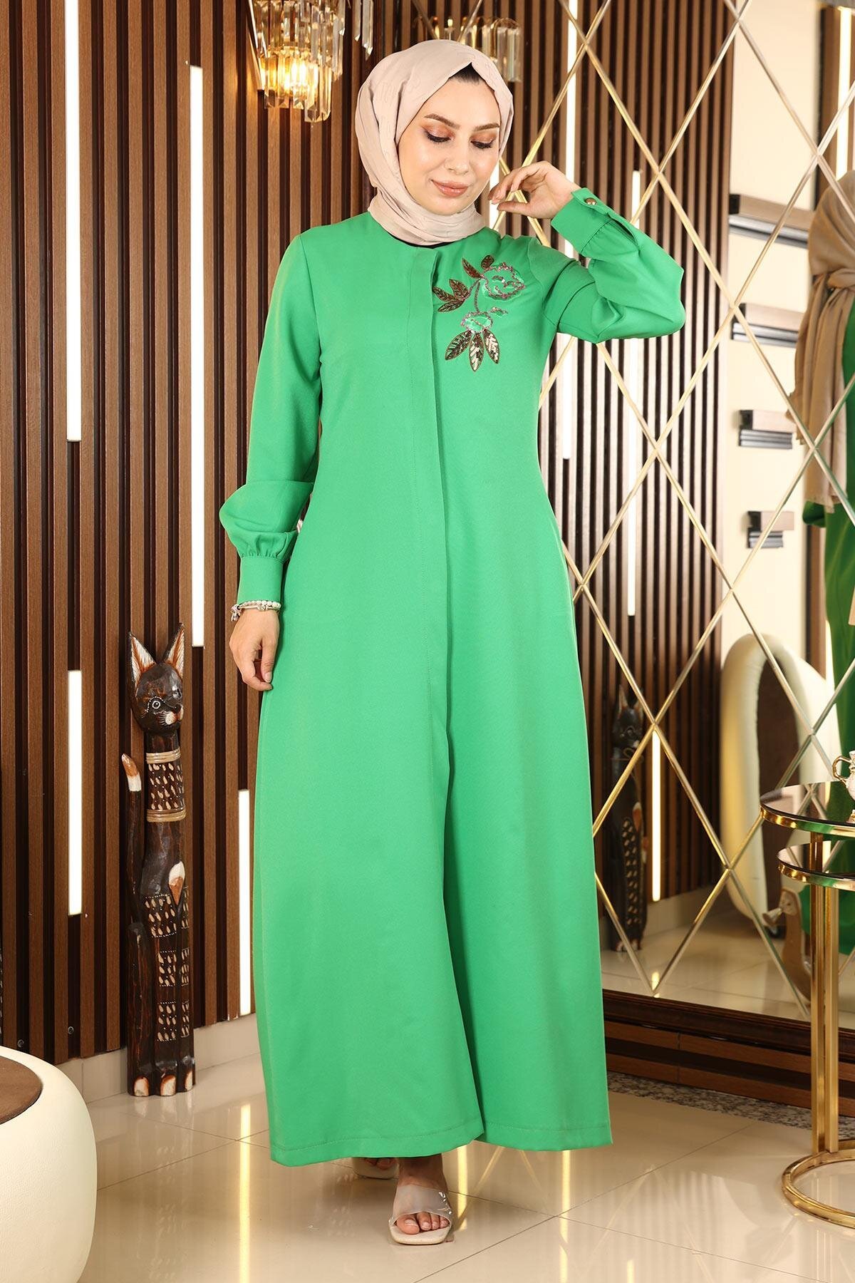 Embroidered Abaya - Green - Modamihram