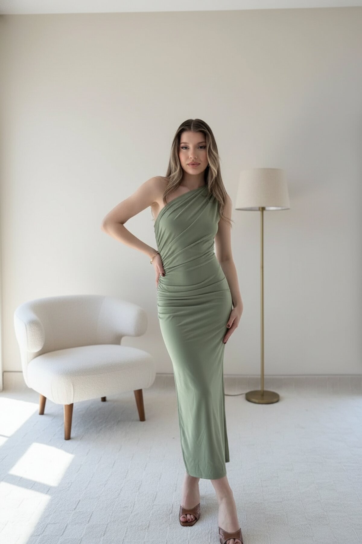 Yeşil Uzun Tek Omuzlu Drape Ve Yırtmaç Detaylı Sandy Elbise - MOZENA