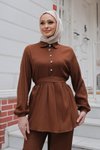 Kahverengi Taş Düğme Detaylı Tesettür Takım