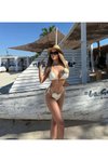 Beyaz Gold Hue Detaylı Bikini Takım
